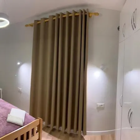 Lägenhet Skanderbeg Apartament